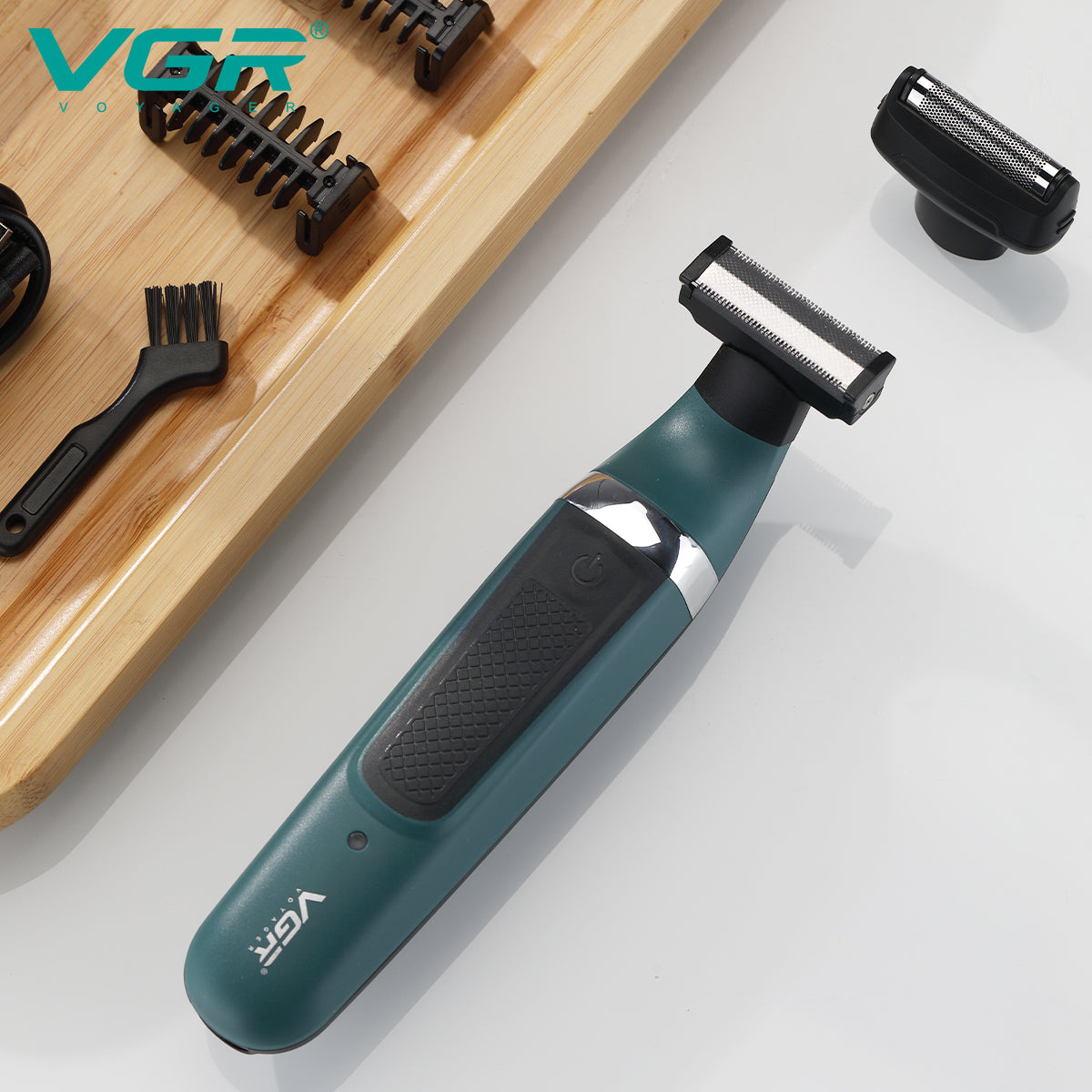 ماكينة حلاقة وتنعيم VGR 393